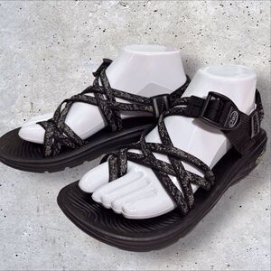Chaco ZX2 Women’s Strappy Sandals Size 8 Black White EcoTread Athletic Hiking